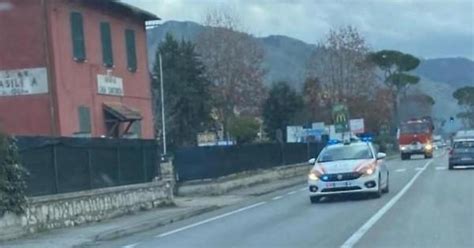 incidente castrocielo|Scontro tra tre mezzi. Coinvolte due auto e unautocisterna con Gpl